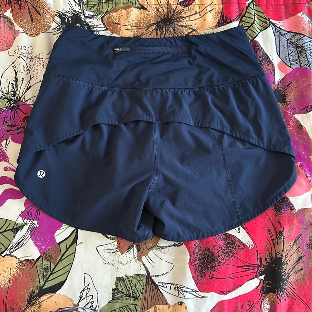 Lululemon High Rise Speed Up Short - Picture 3 of 7